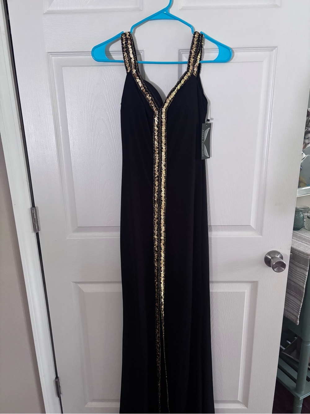 Angel Fashions Black Gold Sequin Formal Maxi Dress NWT size 8